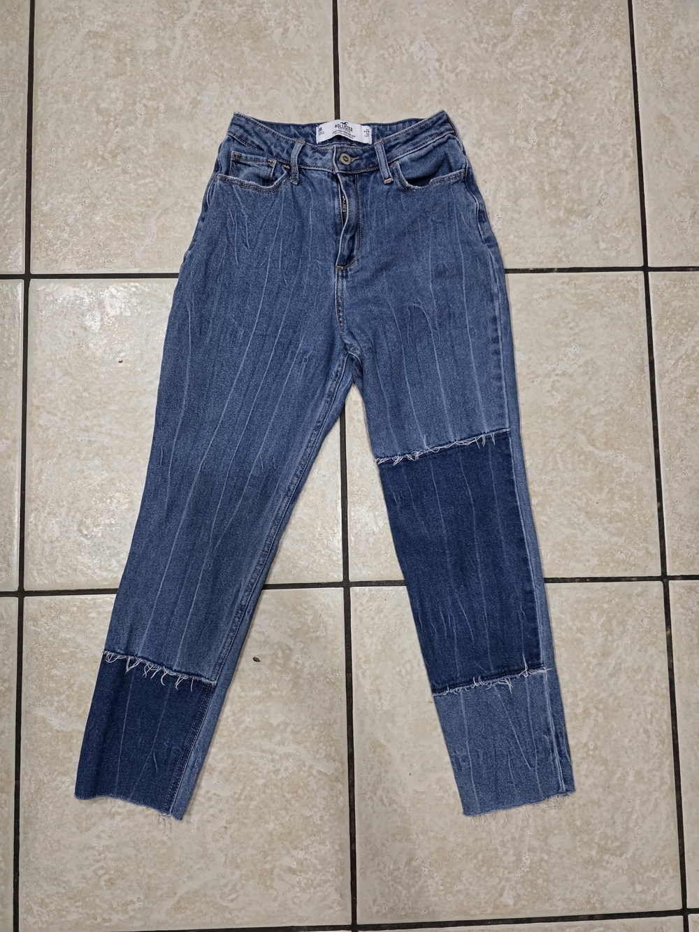 Hollister Size 0 Curvy High Rise Mom Jeans Patchwork Colorblock Raw Hem 24x27